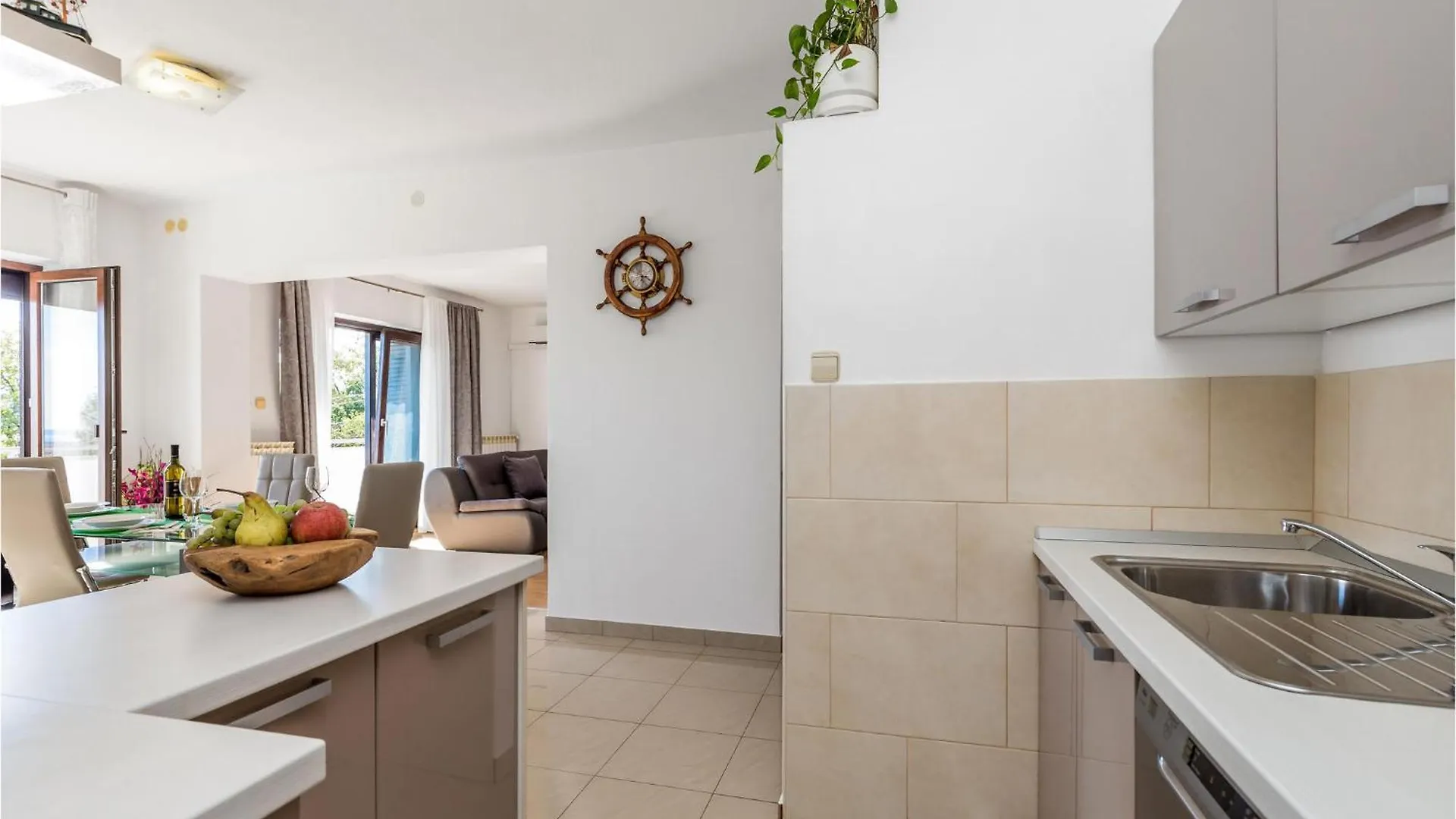 2 Bedroom Pet Friendly Apartment In Риека Хорватия