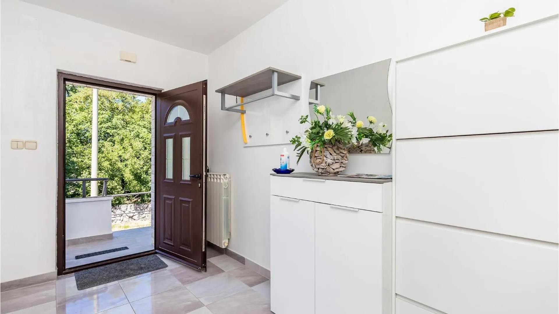 2 Bedroom Pet Friendly Apartment In Риека