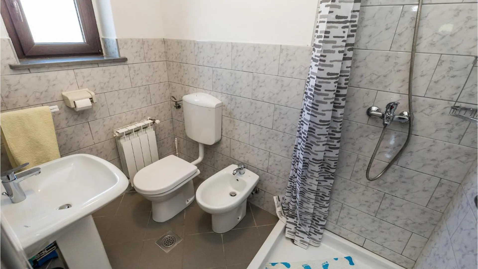 2 Bedroom Pet Friendly Apartment In Риека